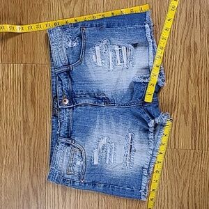 ROYAL BLUE 11x2 GIRLS, WOMENS PRE-OWEND DISTRESSED FADED CUTOFF DENIM SHORTS